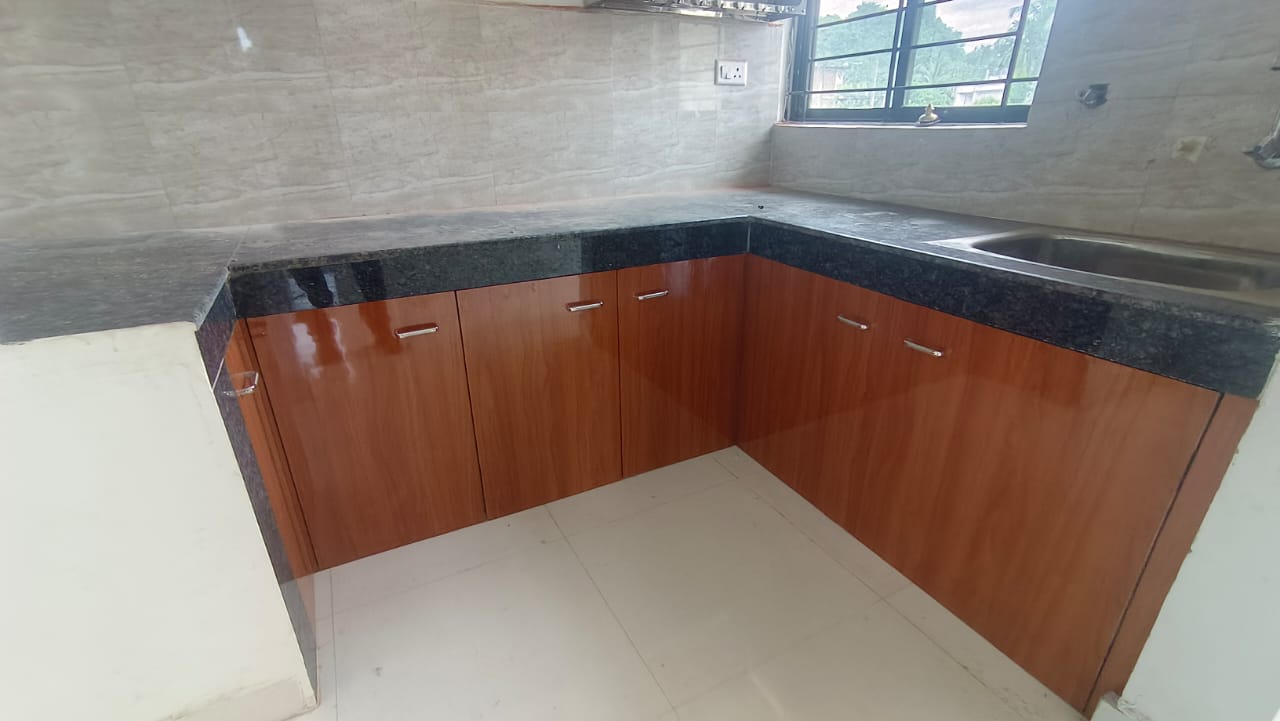 Unfurnished 3bhk in Punjabari for Rent